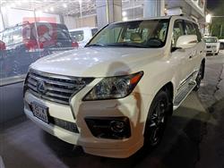 Lexus LX